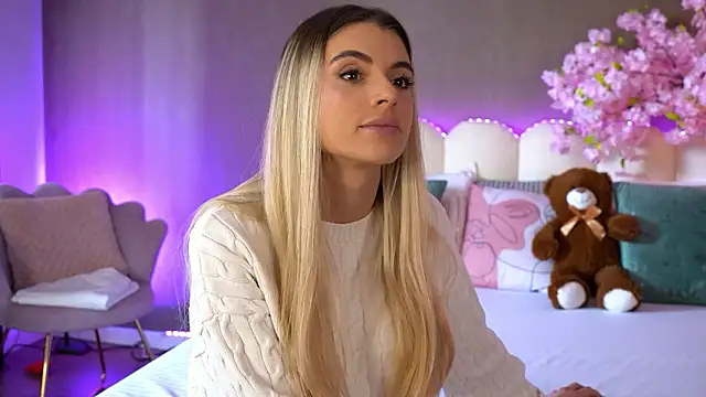 HaileyMadow online show from March 21, 2026, 8:19 am