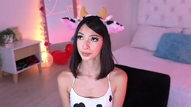 Snapshot of little_kawaiigirl_ chatting on February 13, 2026, 1:34 am little kawaiigirl online show from February 13, 2026, 1:34 am