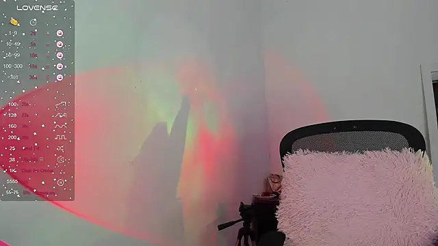 Snapshot of youpinkgirl_ chatting on January 2, 2025, 2:00 am youpinkgirl  online show from January 2, 2025, 2:00 am