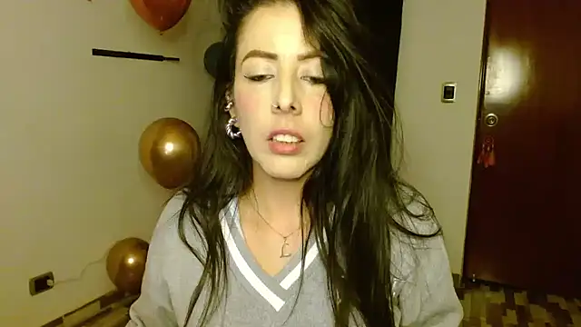 ella peck online show from September 19, 2025, 4:36 am