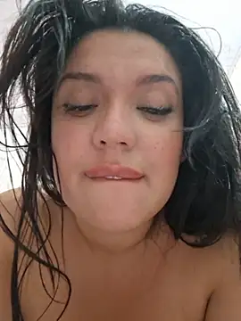Snapshot of Sophie-hatter chatting on July 7, 2026, 3:53 am Sophie-hatter online show from July 7, 2026, 3:53 am
