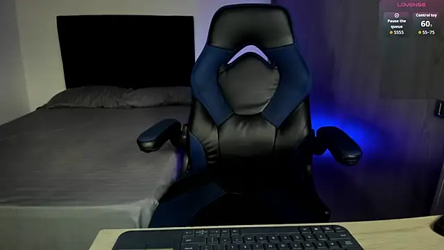 male pussy online show from April 4, 2026, 5:32 pm