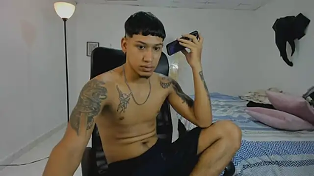 slim master12 online show from February 25, 2026, 9:02 pm