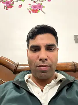 Snapshot of bull_4hottie chatting on December 2, 2025, 2:34 pm bull 4hottie online show from December 2, 2025, 2:34 pm