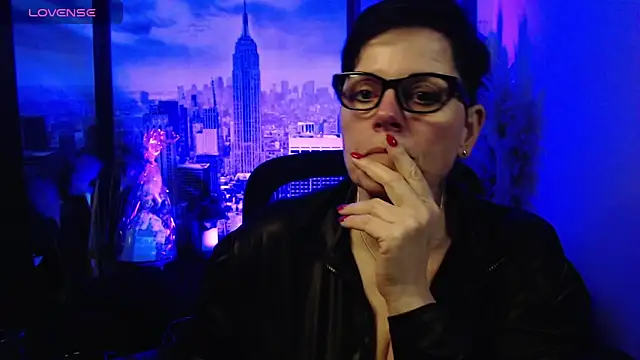 ninarandmann online show from February 6, 2026, 7:17 pm