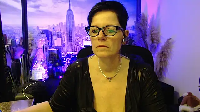 ninarandmann online show from March 29, 2026, 4:18 pm