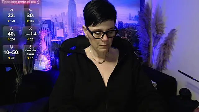 ninarandmann online show from May 21, 2026, 1:51 pm