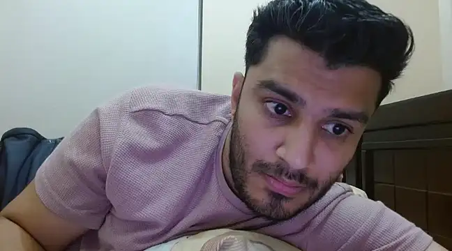 Snapshot of robintoit chatting on March 18, 2025, 4:59 pm robintoit online show from March 18, 2025, 4:59 pm