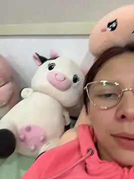 Bonniepark online show from January 7, 2026, 4:04 am