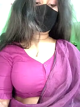 Idhika Paul online show from March 19, 2026, 3:49 pm