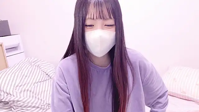 Snapshot of tsumugi_h chatting on February 8, 2025, 8:09 am tsumugi h online show from February 8, 2025, 8:09 am