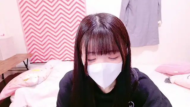 Snapshot of irohani_usagi chatting on December 18, 2024, 11:13 am irohani usagi online show from December 18, 2024, 11:13 am