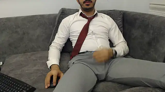 Naughtb0y online show from May 22, 2026, 11:10 pm