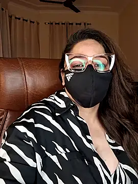 SEXY-Sardarni online show from May 18, 2026, 2:56 pm
