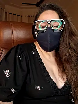 SEXY-Sardarni online show from July 10, 2026, 3:14 pm