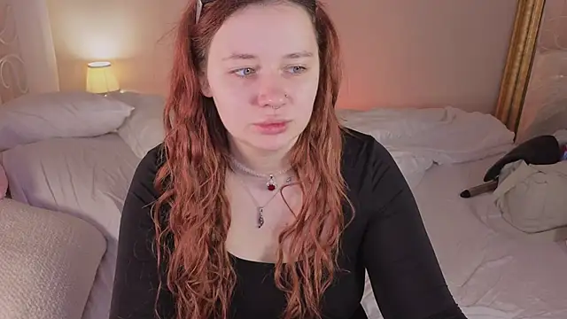 carolina elf online show from November 12, 2025, 12:38 pm