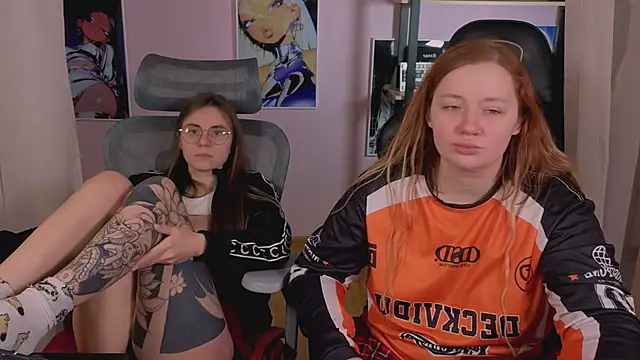 Snapshot of carolina_elf chatting on February 1, 2026, 5:50 am carolina elf online show from February 1, 2026, 5:50 am