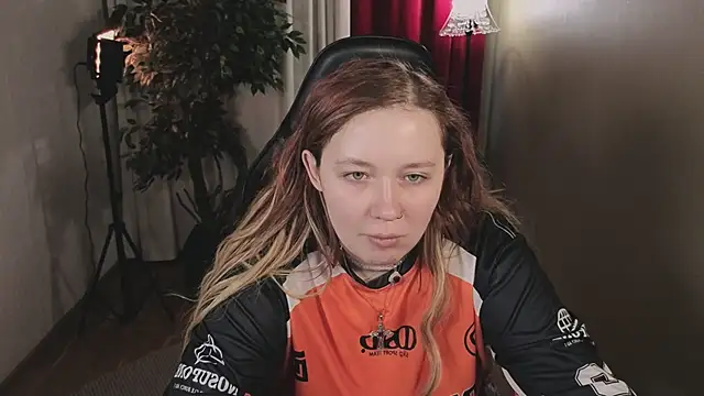 Snapshot of carolina_elf chatting on February 20, 2026, 5:26 am carolina elf online show from February 20, 2026, 5:26 am