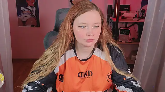 carolina elf online show from March 3, 2026, 5:02 am