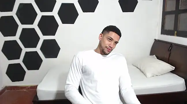 Jhors  Collens online show from January 23, 2025, 4:19 am