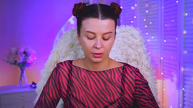 NicoleMun online show from February 28, 2026, 3:02 pm