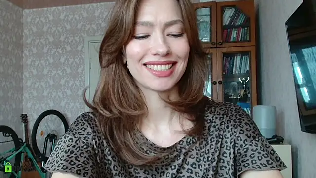 alicia spicy online show from March 21, 2026, 8:19 am