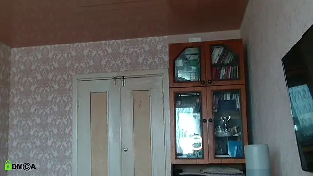 alicia spicy online show from April 8, 2026, 4:01 am