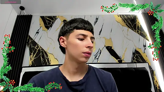 Snapshot of Adam_Clay21 chatting on December 6, 2024, 7:45 pm Adam Clay21 online show from December 6, 2024, 7:45 pm