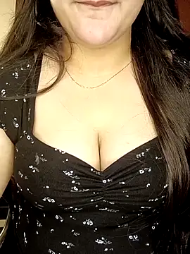 Snapshot of AK---47 chatting on September 9, 2025, 3:44 pm AK---47 online show from September 9, 2025, 3:44 pm