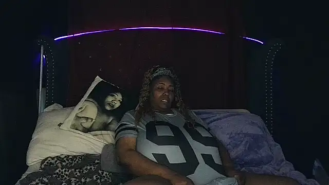 msyvette1970xh online show from November 30, 2025, 10:47 pm