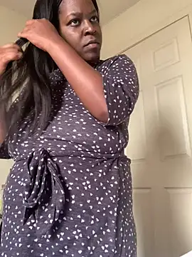 ShanelEbonixxx online show from February 9, 2025, 3:56 pm