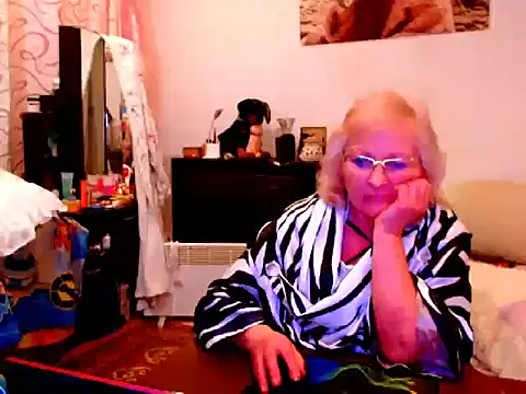 Snapshot of Natali7634 chatting on February 7, 2025, 7:06 pm Natali7634 online show from February 7, 2025, 7:06 pm
