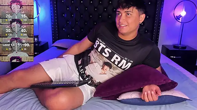 Angel Brown1  online show from December 6, 2024, 8:18 pm