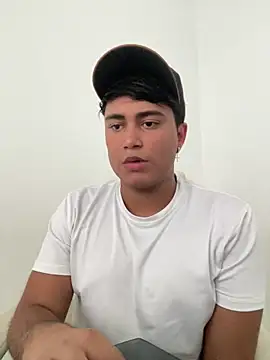 Angel Brown1  online show from February 11, 2025, 10:28 pm