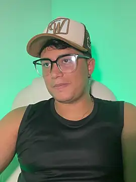 Angel Brown1  online show from February 21, 2025, 6:40 am