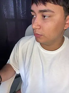 Angel Brown1  online show from September 12, 2025, 2:28 pm