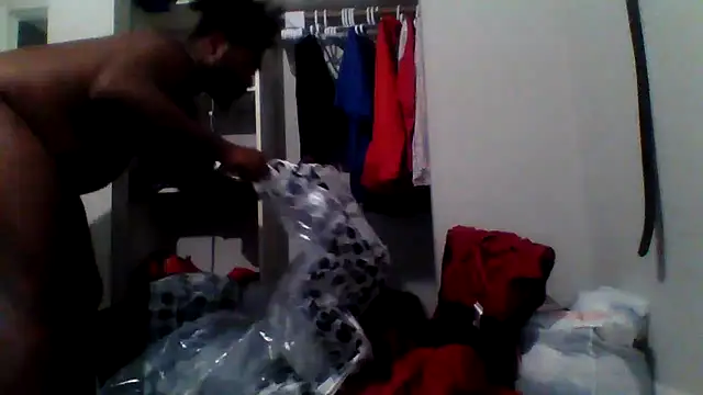 Snapshot of bigdick5157 chatting on October 6, 2025, 10:51 pm bigdick5157 online show from October 6, 2025, 10:51 pm