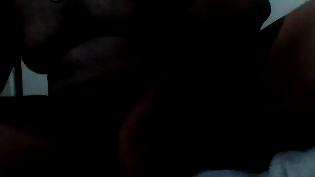 Snapshot of bigdick5157 chatting on October 24, 2025, 11:50 am bigdick5157 online show from October 24, 2025, 11:50 am