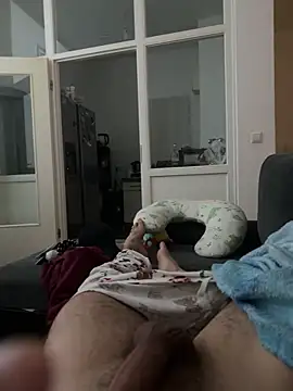 BuurningBoy online show from February 8, 2026, 12:47 am