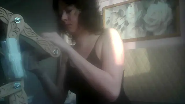 SunElizabeth online show from March 28, 2026, 3:17 am