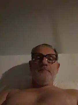 Snapshot of stancock12 chatting on March 11, 2025, 4:21 am stancock12 online show from March 11, 2025, 4:21 am