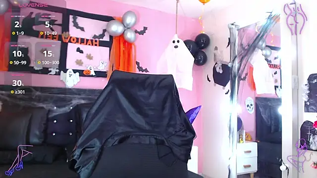 SamaraCortez online show from October 14, 2025, 7:58 pm