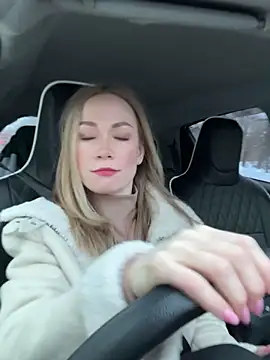 LavenderHot online show from January 21, 2025, 2:43 am