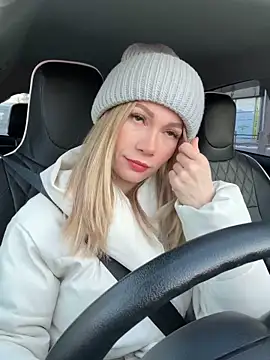 LavenderHot online show from January 23, 2025, 3:05 am