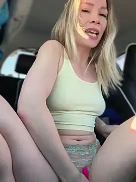 LavenderHot online show from February 23, 2025, 4:50 am