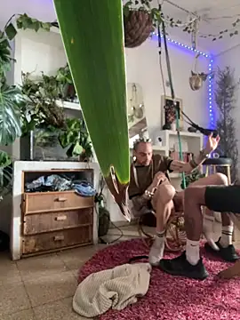 EnricoGio online show from April 11, 2026, 12:09 pm