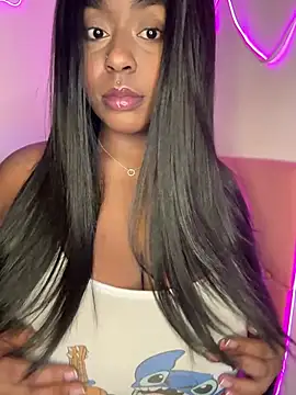 latinababyy online show from March 12, 2026, 11:11 pm