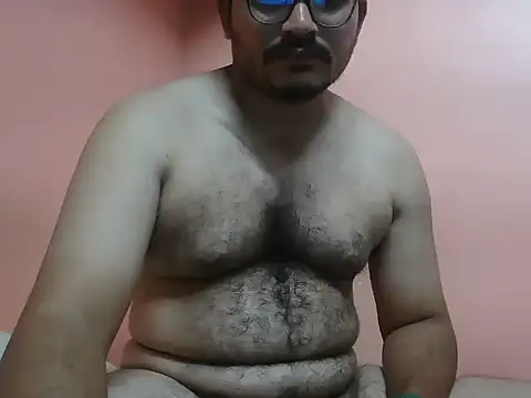 naughtymike0007 online show from July 5, 2026, 5:09 pm