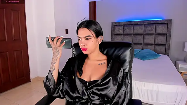 Snapshot of saracorraless chatting on February 13, 2025, 6:27 pm saracorraless online show from February 13, 2025, 6:27 pm