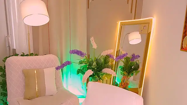 Miss ash online show from February 8, 2025, 9:15 pm